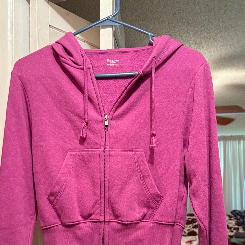 No Boundaries Magenta Fleece Pullover